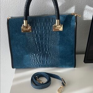 Elegant Blue Croc-Embossed Handbag